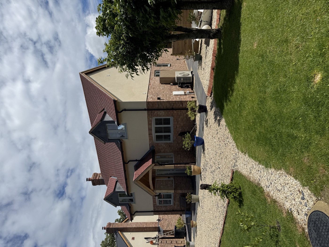 Sells Green new build — completed cottage